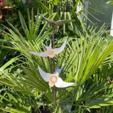 5065022557944 1 Decorative Steel Garden Stake Ornament Swallow Trio.jpg